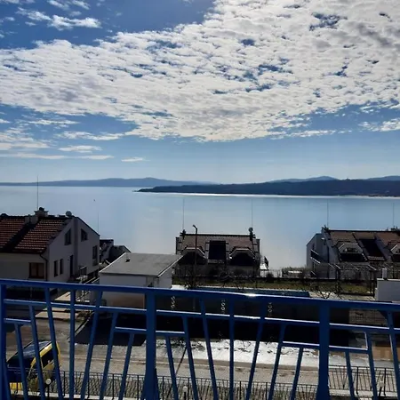 Quiet Bay 4*