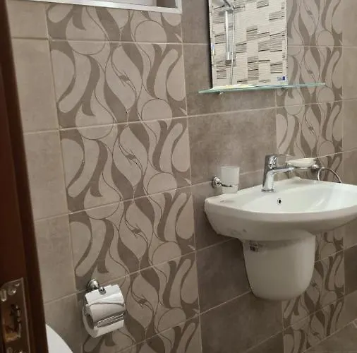 Къща за гости Quiet Bay