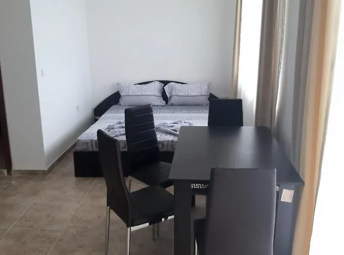 Къща за гости Quiet Bay Созопол