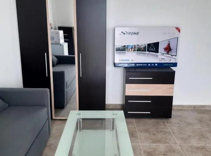 Quiet Bay Созопол