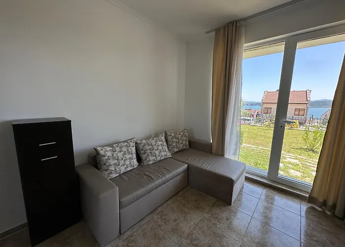 Quiet Bay Созопол