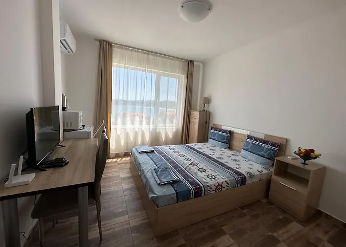 Къща за гости Quiet Bay 4*