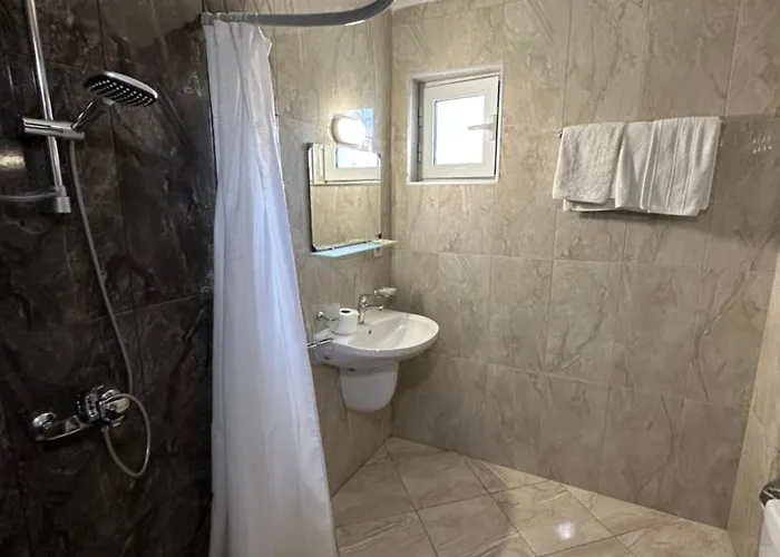 Quiet Bay Къща за гости Созопол